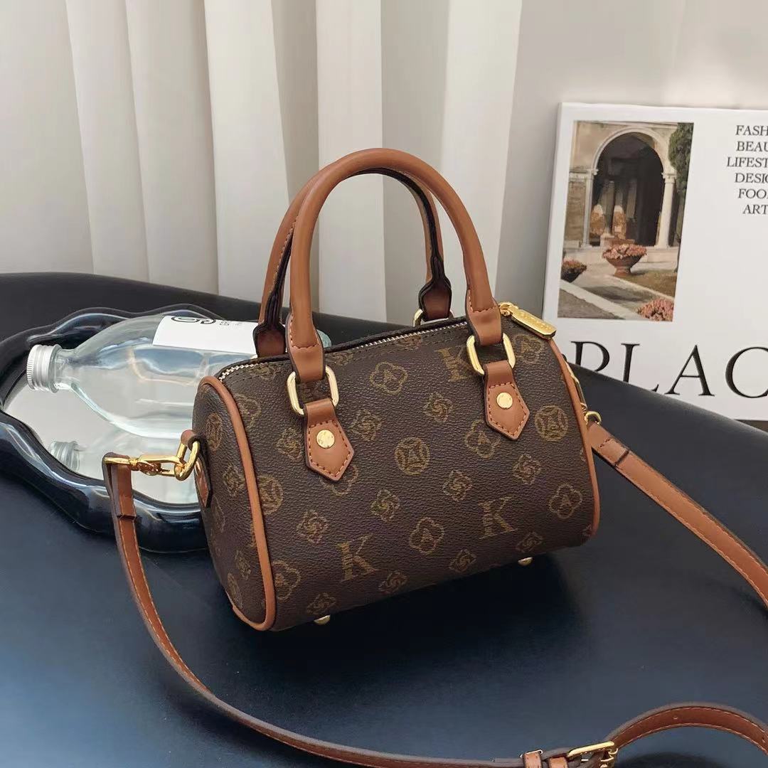 Free shipping bags, women's bags, Boston pillow bags, fashionable and versatile bags, single-shoulder crossbody bags 2025s hot