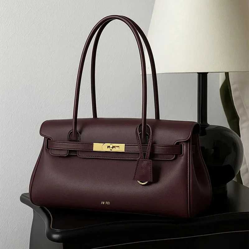 Fashionable genuine leather underarm shoulder bag large-capacity single-shoulder bag for commuting simple briefcase for womenW251115