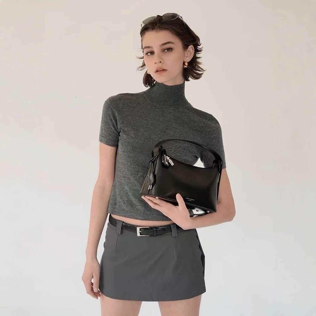 Light , Niche Fashion, High-End Feeg, Underarm Hobo Small Square Bag, Handbag