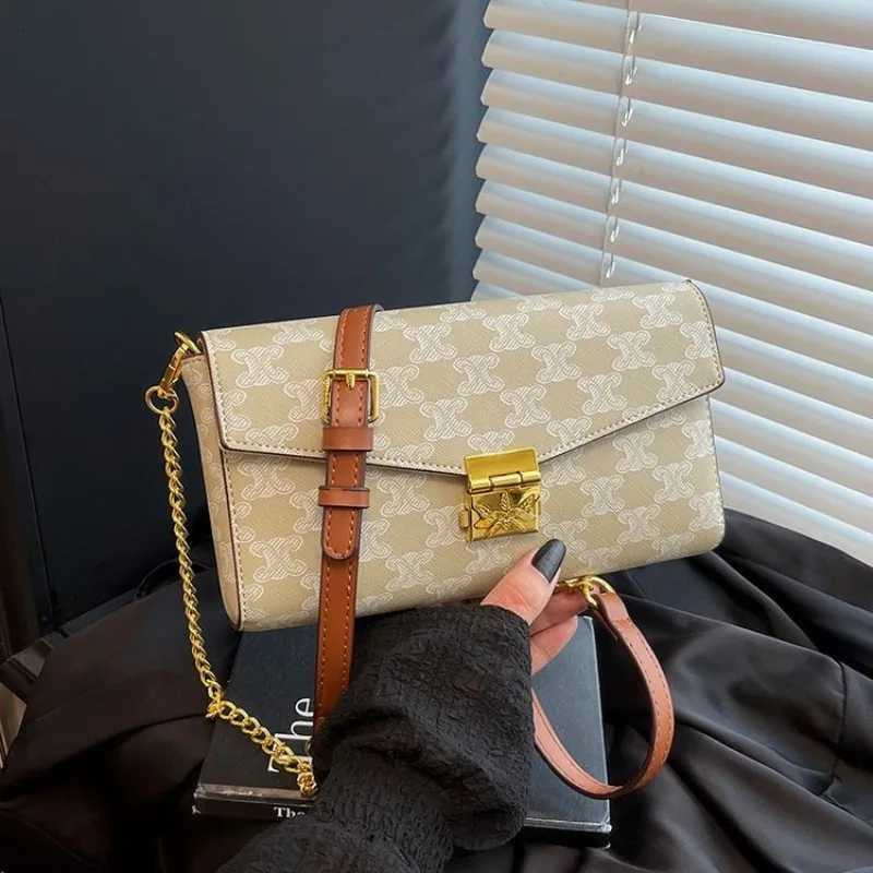 Womens Retro Cross Body Bag for Daily Use WorkPortable Underarm Handbag with Presbyopic Printing Fashionable Commuting TravelW251117
