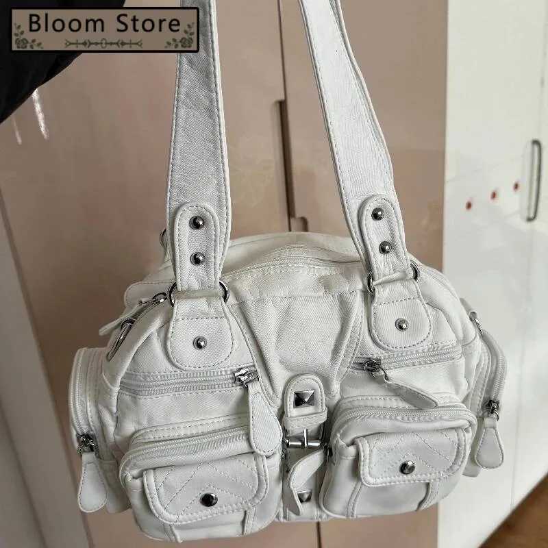 2025 New All Match Retro Simple Handbags Y2k Aesthetic Casual Office Lady Shoulder Bags Vintage Punk Pockets Underarm Bag WomenW251115