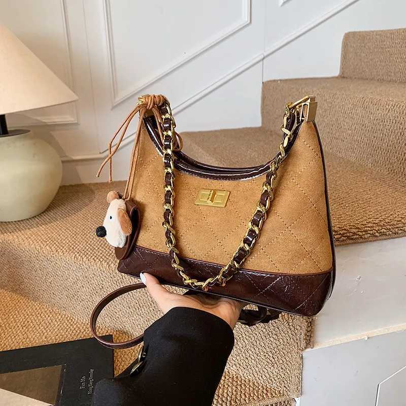 Sophisticated French Style Handbag With Unique High-End Craftsmanship Versatile For Womens Daily Commuter UseW251117
