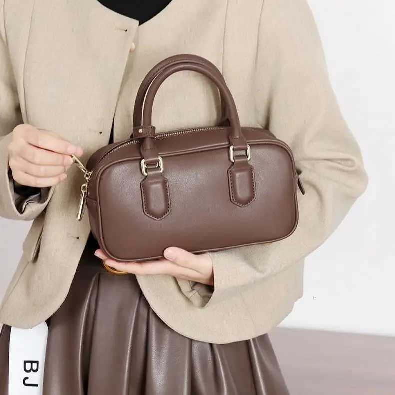 Womens Crossbody Bag - Versatile Shoulder Bag with Large Capacity Commuter Bowling Bag - Niche Leather Handbag for WomenW251115