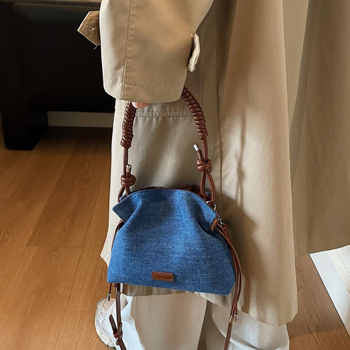 Nanfeng Chio2nd Denim Holiday Bucket Women 2024 New Versatile Shoulder Crossbody Small Bag for All Seasons ddmynov