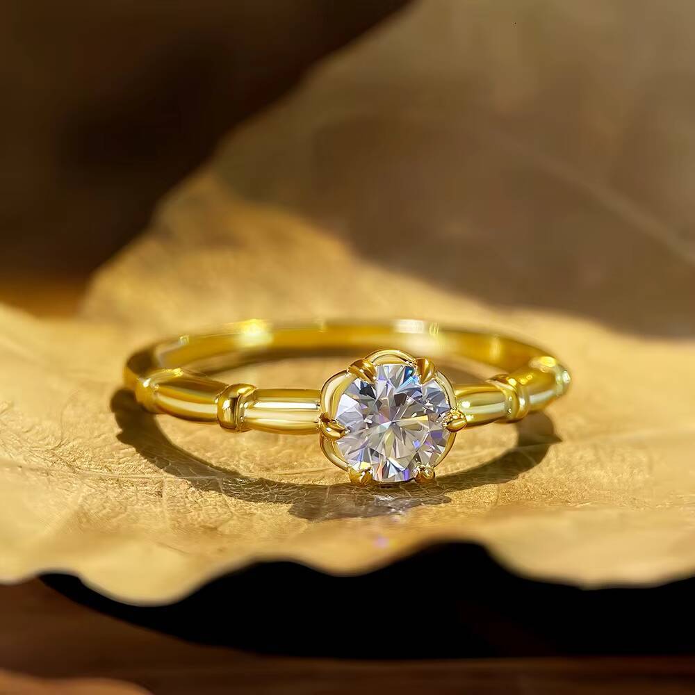 FOXI 18k Gold Vermeil Engagement Ring 05Ct Moissanite Diamond Bamboo Solitaire Ring 925 Sterling Silver Moissanite Wedding Ring