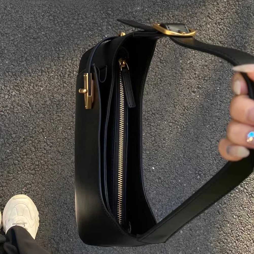 Women Simple Armpit Bag Large Capacity PU Underarm Bag Retro Commuting Bags Solid Color Stylish Clutch Purse Trendy Shopping BagW251117