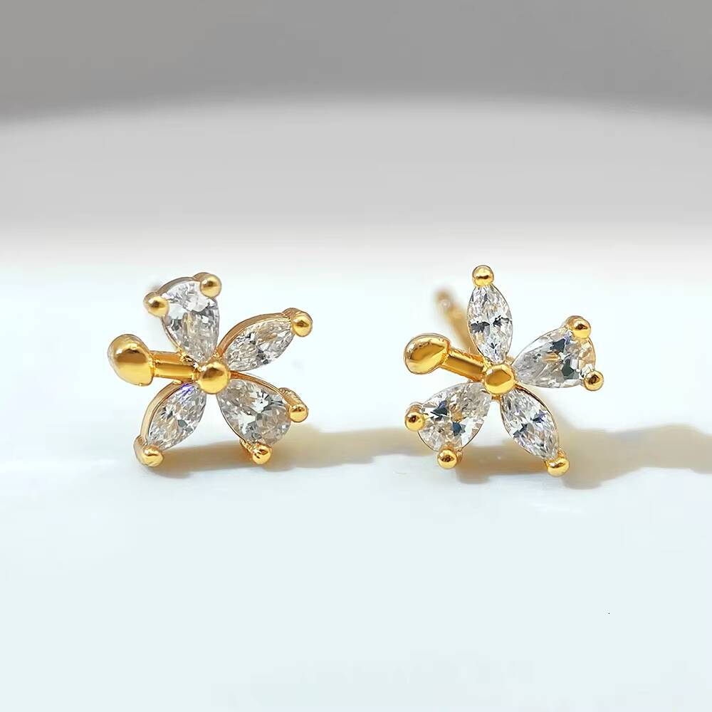 Wholesale Elegant Floral S925 Sterling Silver Stud Earrings Gold Plated with Zircon Stone Cute Style for Anniversary and Party