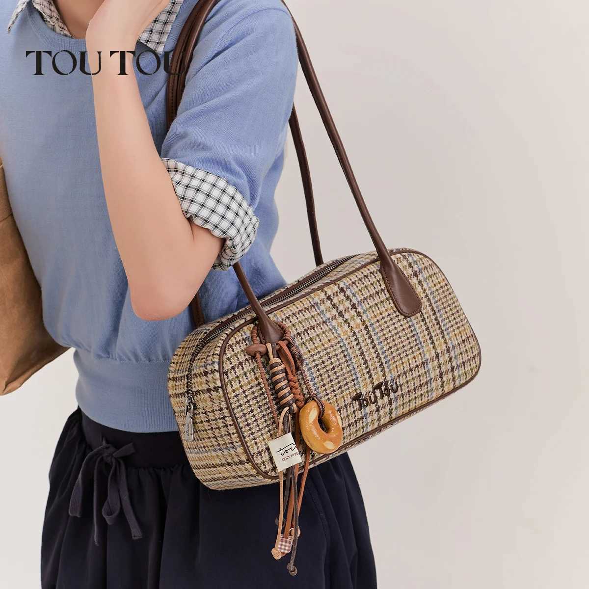 TOUTOU Plaid Woolen Boston Bag for Autumn Women Original Designer Underarm Shoulder Bag Large Bowling Handle Bag Christmas GiftW251115
