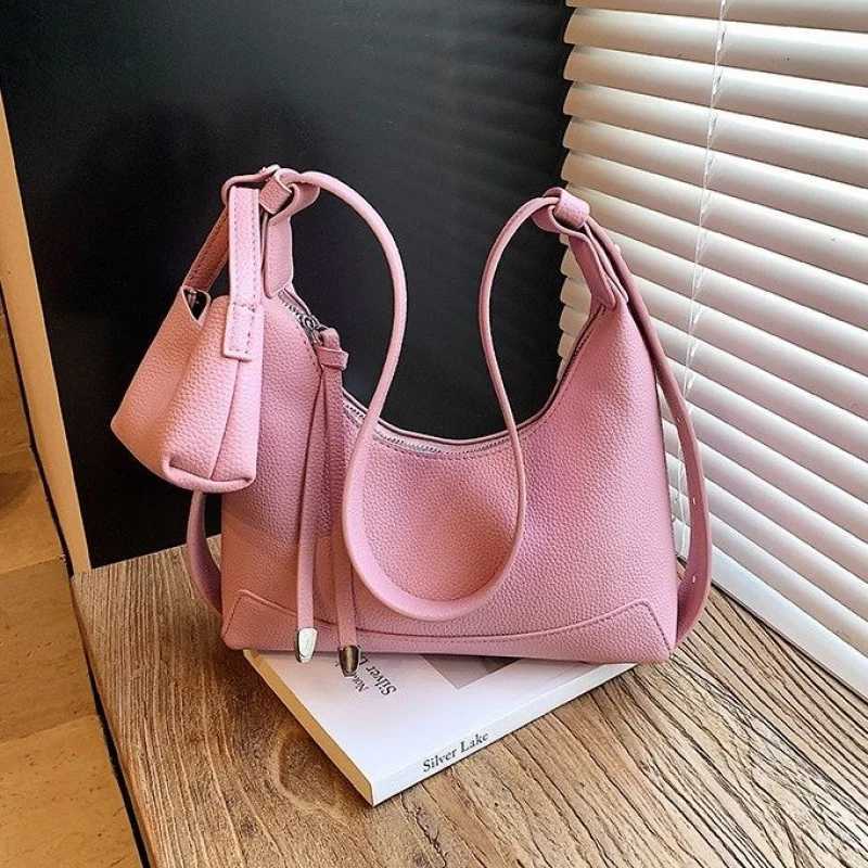 High-End Stylish Minimalist Tote Bag For Casual Business Commuter Women In Solid Color Fashion With Large CapacityW251117