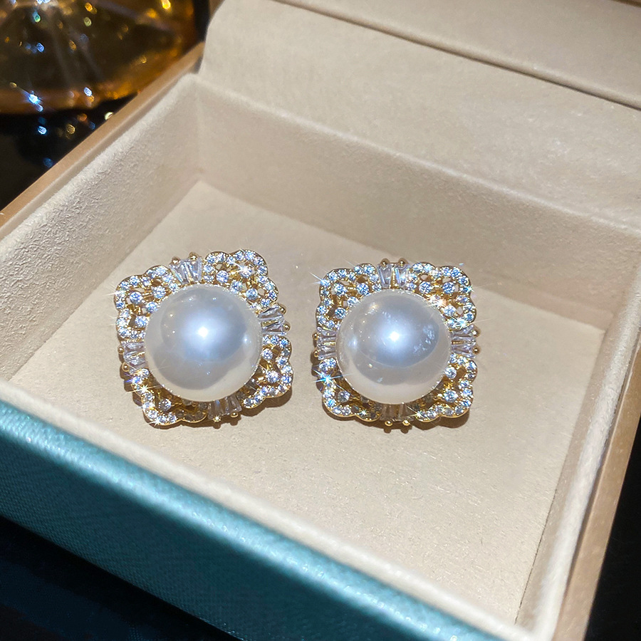 Silver Needle Zircon Pearl Geometric Square Stud Fashion Retro Niche Exquisite Light Luxury High-end Feel Earrings for Women - view 4