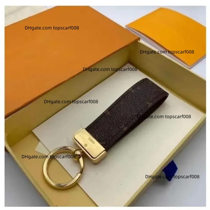 Keychain Classic Letters High Quality Keychain Classic Exquisite Designer Car Keyring Zinc Alloy Letter Unisex Lanyard Gold Black Metal Small Jewelry GOOD