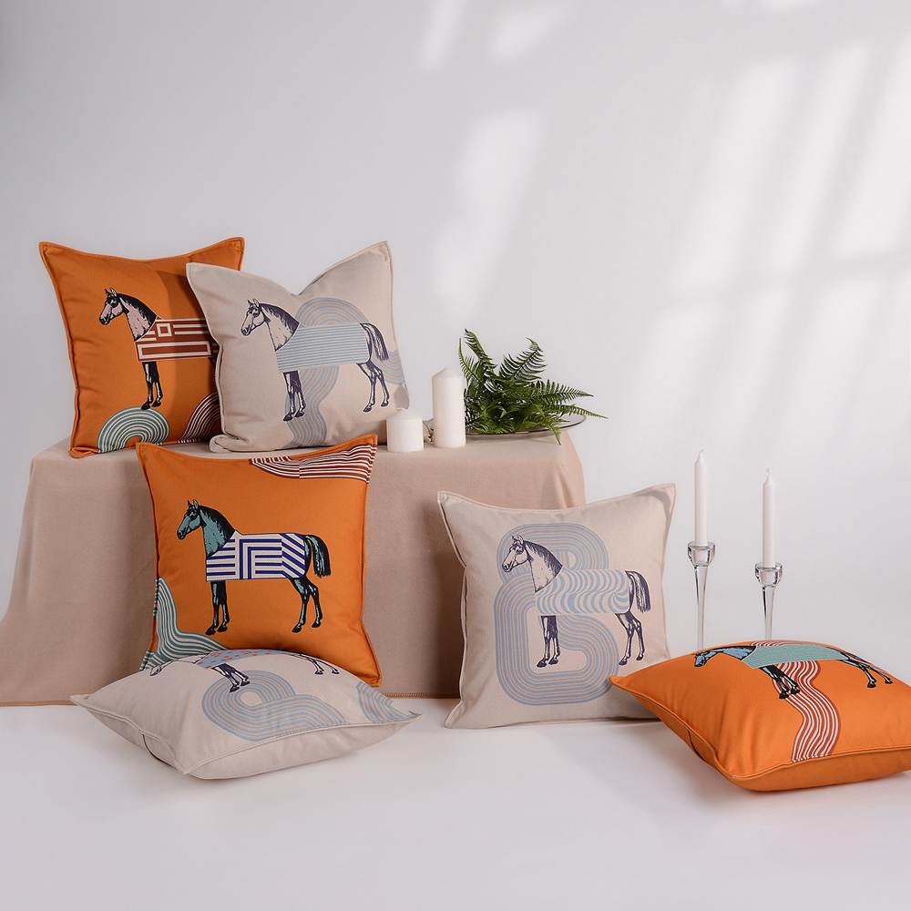 Hand-embroidered Cushion Cover Horse Pattern Hug Pillowcase Sofa Home Office Living Room Car Pillow Cover 45*45cm