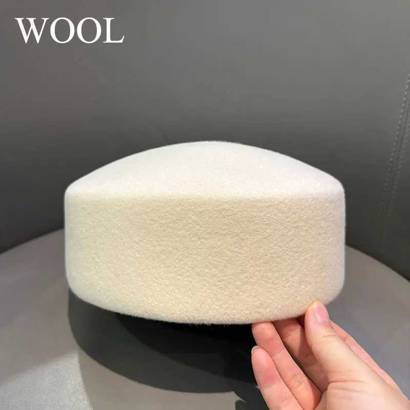Winter New Trend Wool Short Brim Flat Beret British Pillbox Hat Ladies French Elegant Fedoras Sailor CAPtain Boina Feminina W251117