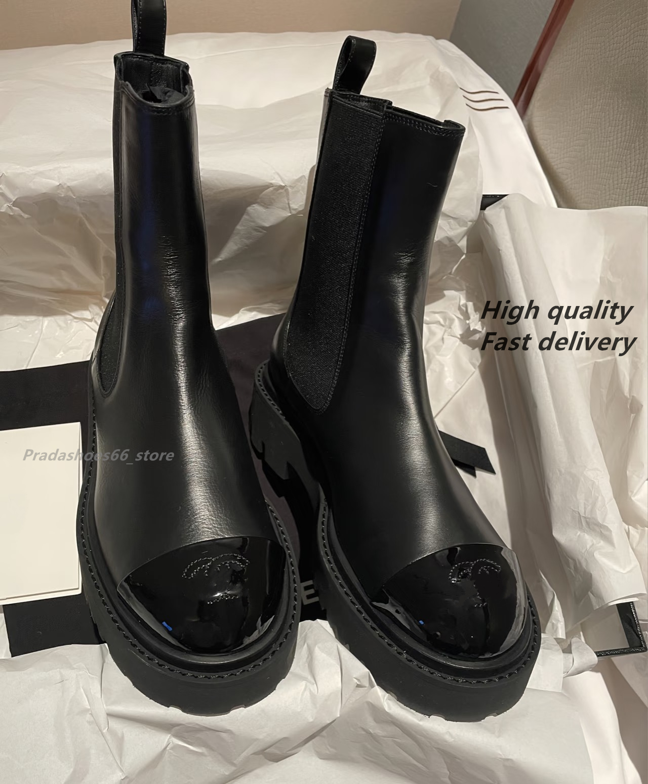 Luxury designer Rain boots Black white splicing Women Shoes Platform Rainboots Woman Chelsea Ankle Rock Boots chan Woman Martin boots 5cm wellington Half bottes cc