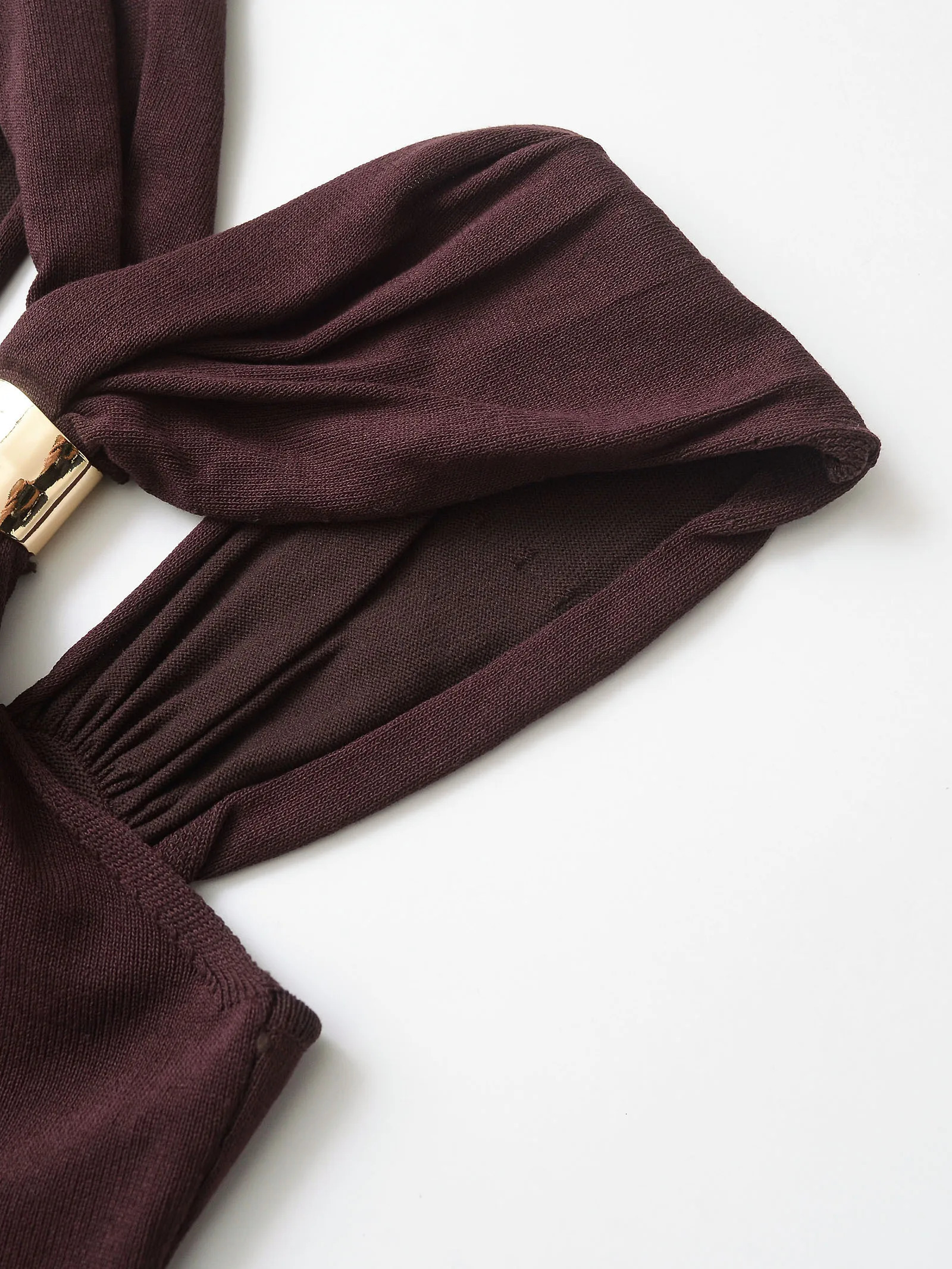 Spring Arrivals Womens Clothing Gold-embellished Wide Shoulder Fashion Temperament Halter Neck Knit Top 250417