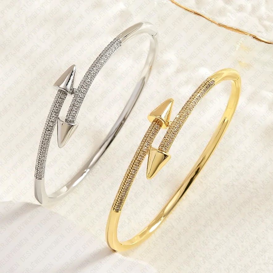 Designer Bracelet Bracelet for Women Classic Gold Open Bangle Diamond Bangles Luxury Jewlery Designer for Women Elegant Timeless Gift Premium Exclusiv