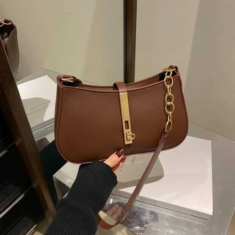 Fashionable Luxury Brand Leather Womens Messenger Bag Elegant Classic Trendy Design Casual Commuter Vintage Daily BagW251117