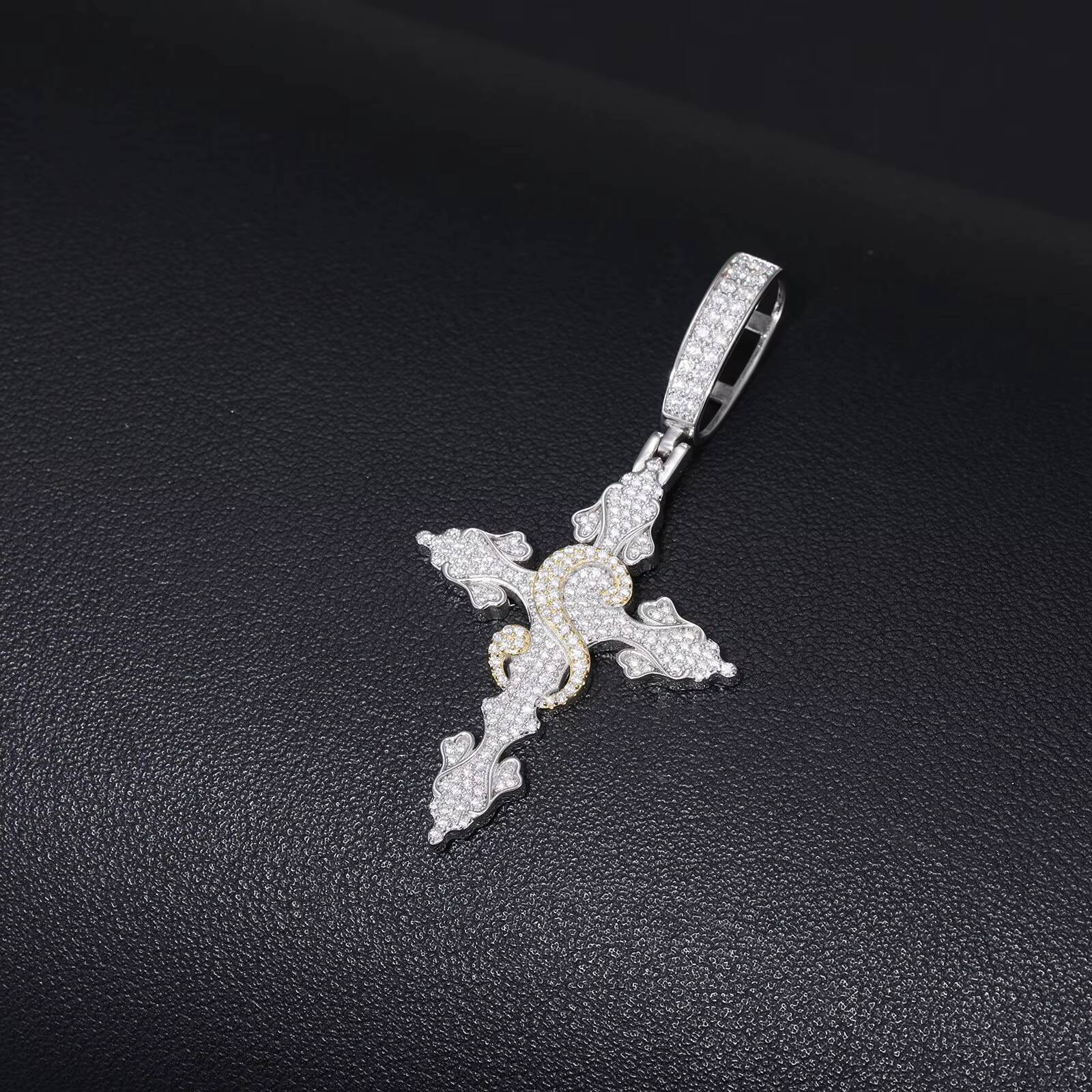 S925 Silver Moissanite Cross Pendant New European American Trendy Hip Hop Classic Two Color Electroplated