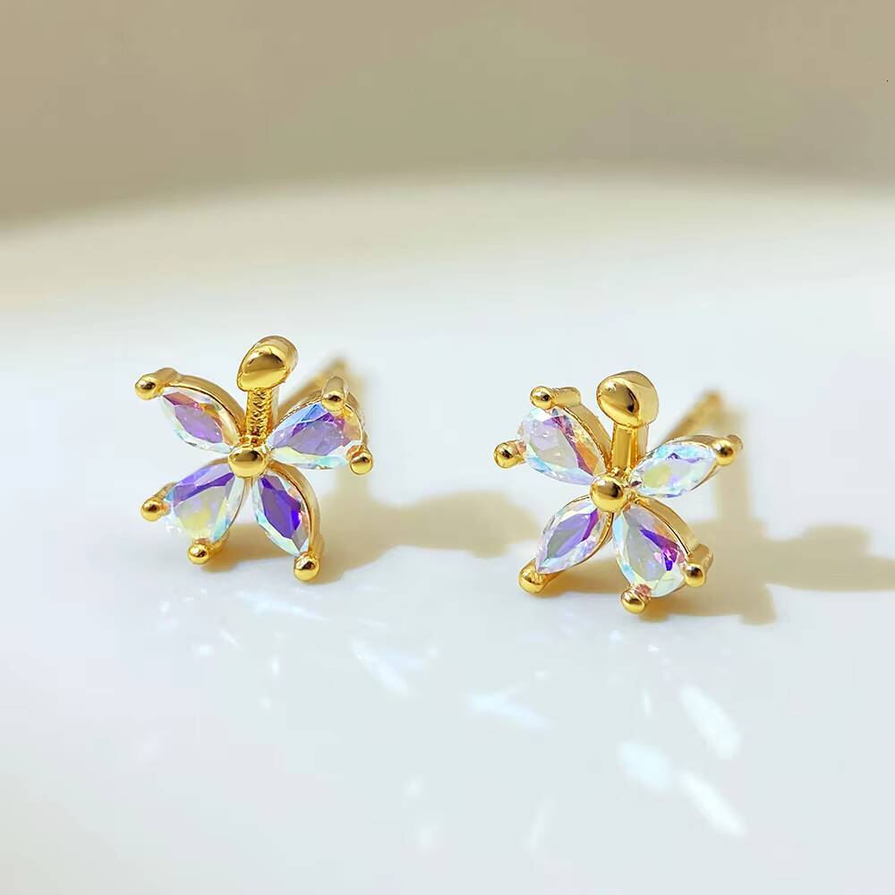 Wholesale Elegant Floral S925 Sterling Silver Stud Earrings Gold Plated with Zircon Stone Cute Style for Anniversary and Party