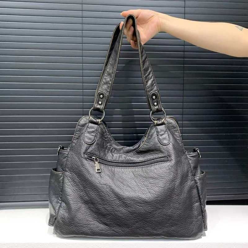 Womens Fashion Retro Hot Girl Motorcycle Shoulder Bag Large Capacity Female PU Leather Messenger Underarm BagsW251117