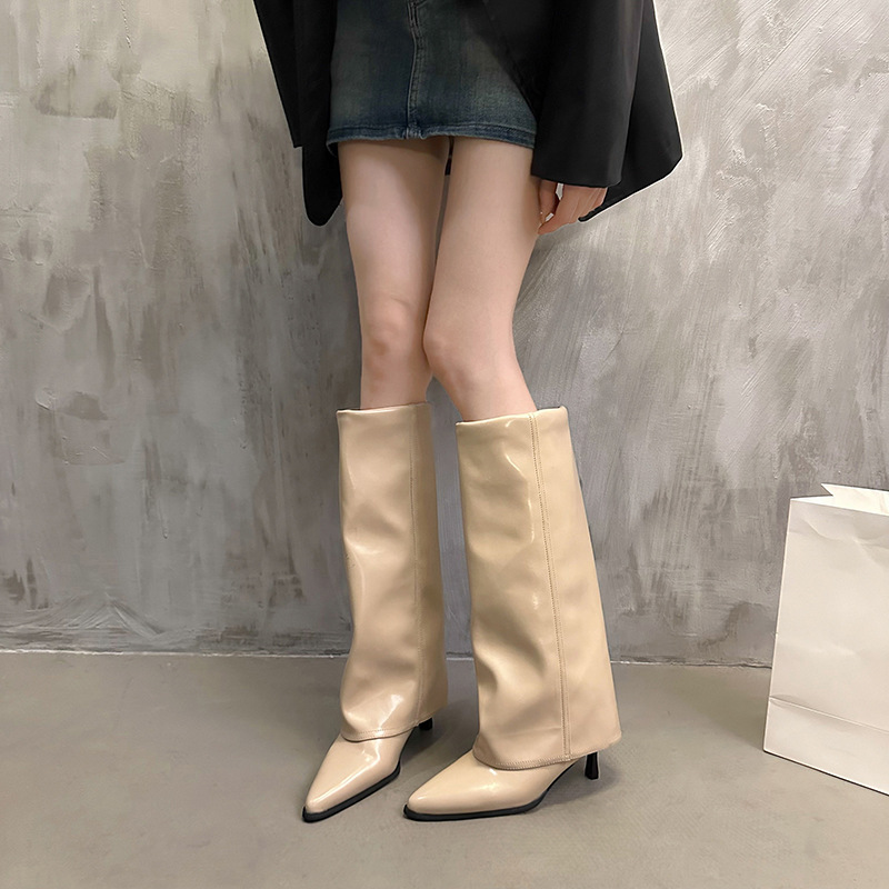 Free delivery knee-high boots Fashionable and comfortable long boots wear-resistant and anti slip commuting high boots