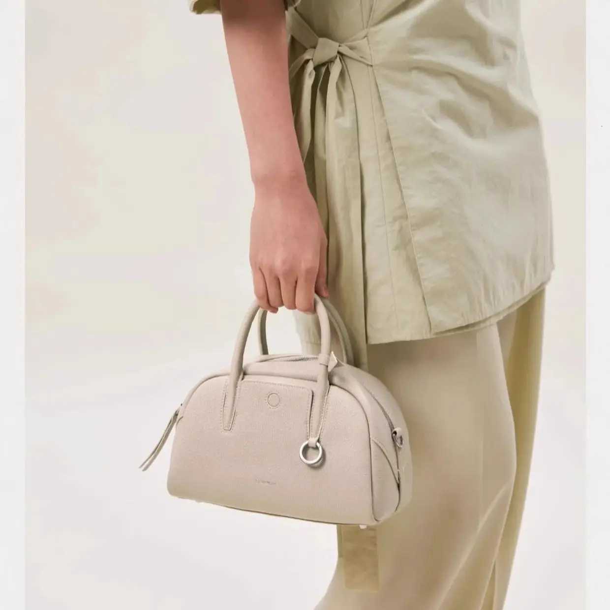 Bowling Bag Boston Compact Capacity Bag for Women Soft and Durable Crossbody Shoulder Bag Simple and VersatileW251115