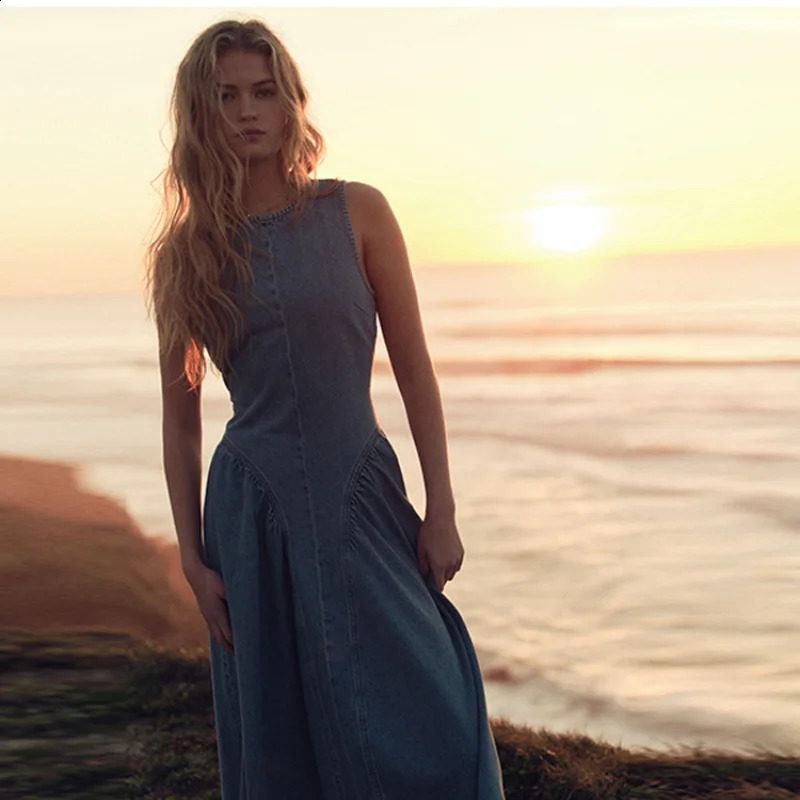 Casual Round Neck Lace Up Backless Denim Dress Sleeveless High Waist Loose Zipper Robe Summer High Street Sexy Solid Clothing250425