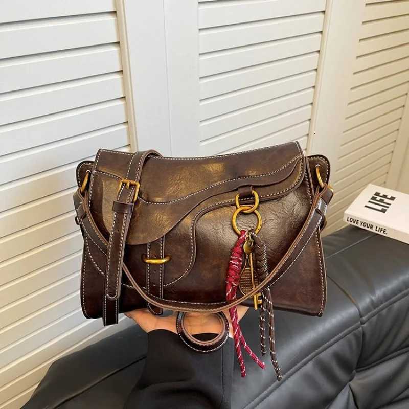 Elegant High-End Shopper Bag For Fashionable Women With Large Capacity Solid Color And Versatile Commuter UseW251117