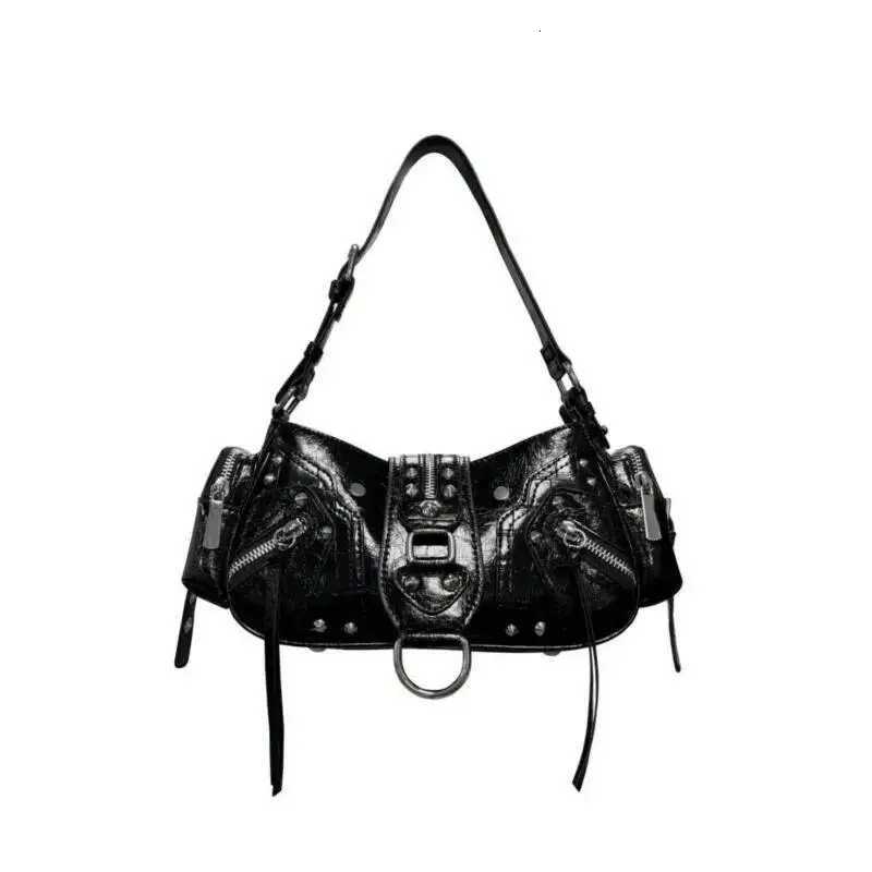 Bloom Vintage Black Y2k Shoulder Bags Women Sweet Cool Hot Girls Rivet Pu Leather Handbag Ladies Moto Biker Underarm Bag ChicW251115