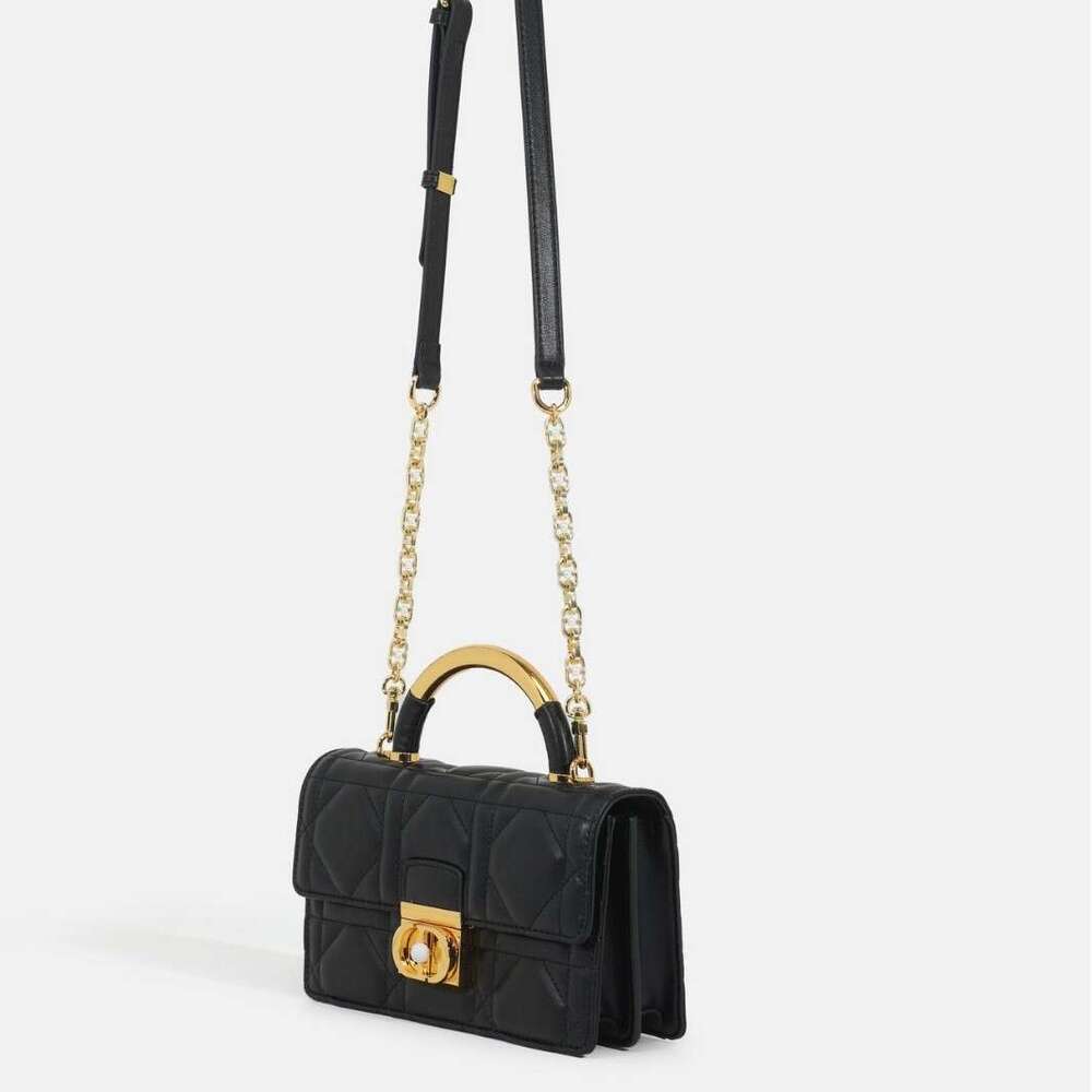 Autumn/Winter 2025 New Fashionable Tengge Pattern Lingge Women's High end Versatile Handheld Single Shoulder Crossbody Bag