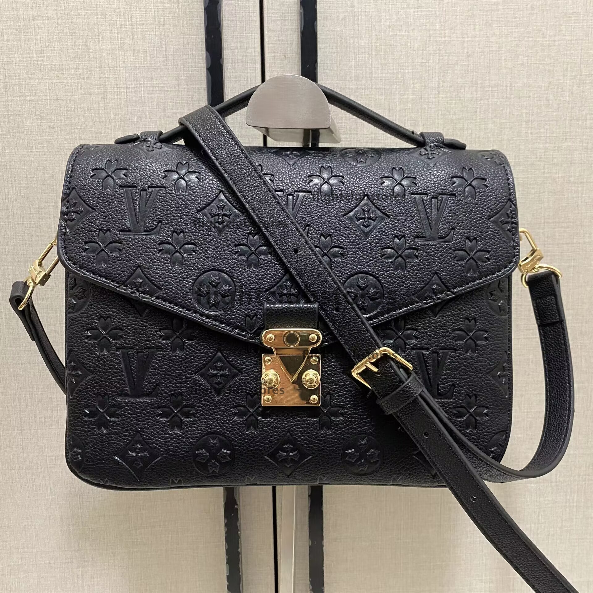 High Quality Designers Bag Pochette Metis Women Handbag Messenger Oxidizing Leather El louis vuittonhandbag vuittonly lvs lvt louisvuitton louievuitton WY0V