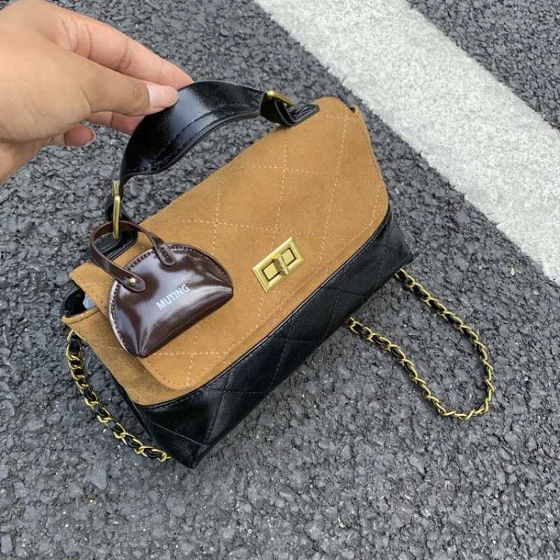 Fashionable Crossbody Handbag For Ladies With A Luxury Parisian Design And Premium LeatherW251117