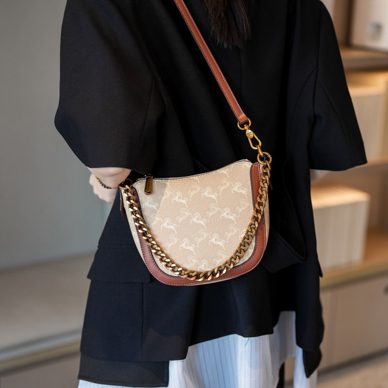 Free shipping new printed shoulder crossbody bag chain temperament handbag handbag texture small bag