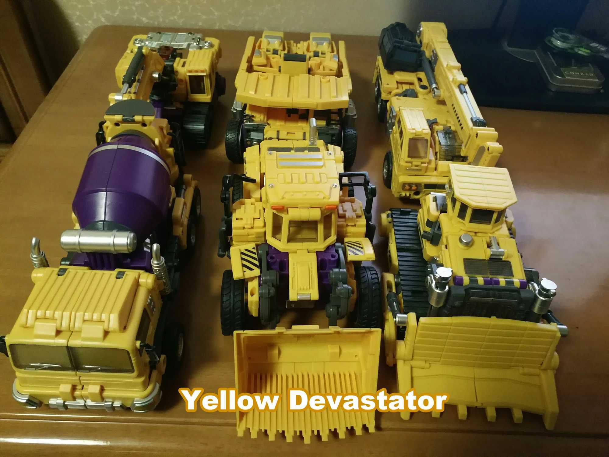 Jinbao GT Devastator Transformation G1 Oversize 6 IN1 Bonecrusher Scrapper Haul Mixmaster Hook KO Action Figure Robot Toys Gifts C251117
