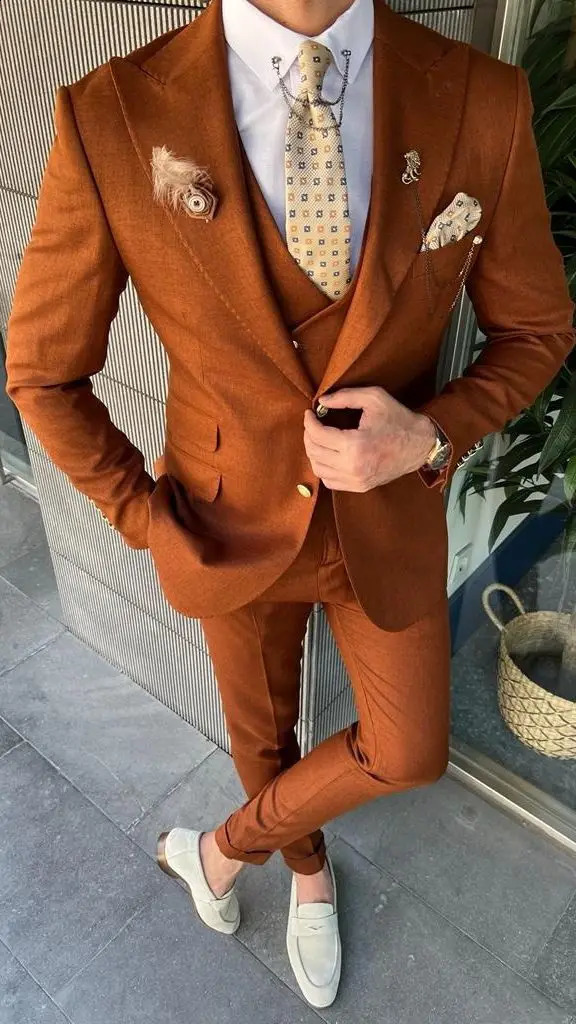 Latest Rust Color Slim Fit Three Piece Men Suits Lapel Wedding Groom Tuxedos Man Dress Terno Blazer Vest Pant 250415