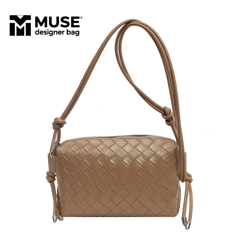 good Luxury Brand shopping good shopping Designer Summer Niche Woven For Women 2024 New Trend Versatile Crossbody Soft Surface Quilted Shoulder Undera