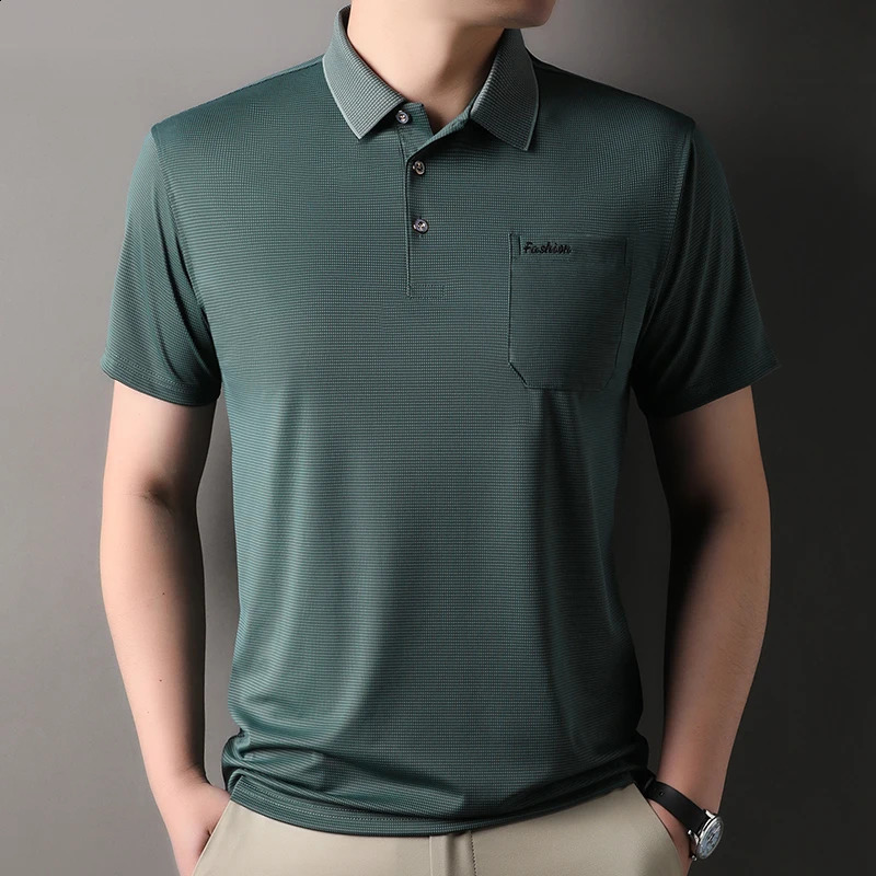 Unique trend plain weave mens short sleeved polo shirt comfortable silk cotton summer fashionable letter embroidery pocket casual T-shirt 250410
