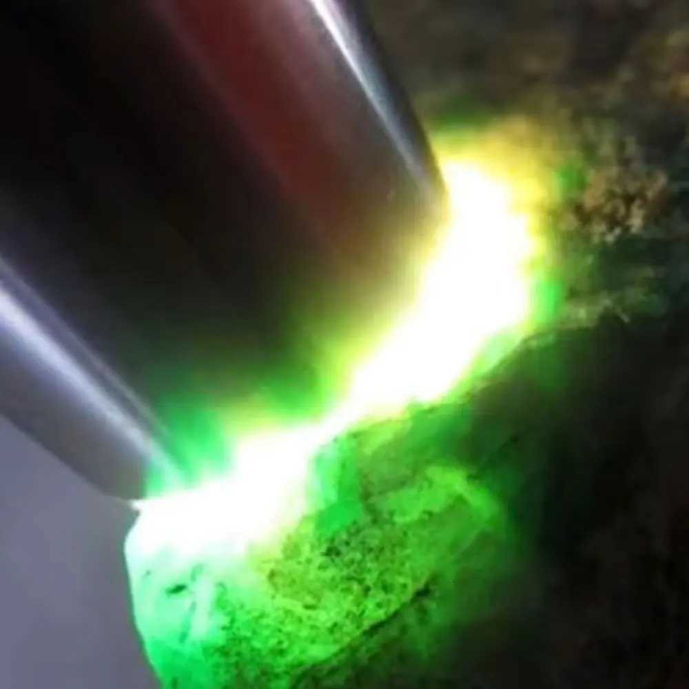 6-in-1 LED Flashlight Jade Detector Light White Yellow RED UV 365nm/395nm USB charging Jewelry Jade Stone Pet Stains Light Torch M251117