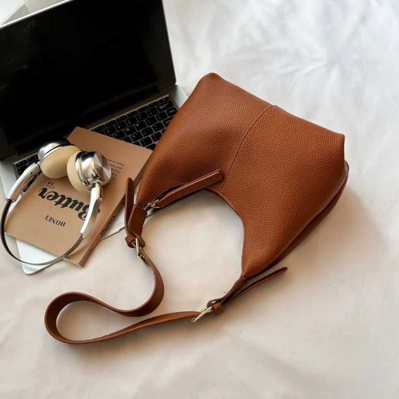Chic Detachable Chain Tote Women Designer Elegant Day To Night Bag With Interchangeable Straps For VersatilityW251117