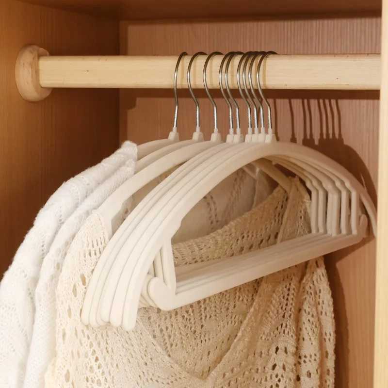 Non-slip Plush Clothes Hangers Anti Shoulder Corner Clothes Hanger Laundry Rotating Hook Clothes Hangers Seamless Arc Organizer C251117