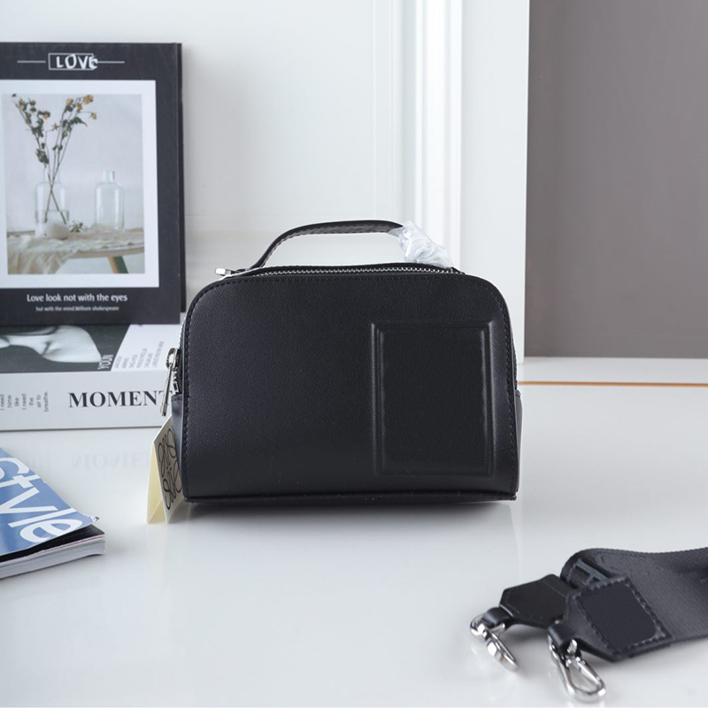 Luxury leather quality designer men Christmas gift messenger bag fashionable outdoor handbag travel small capacity wallet women crossbody bag