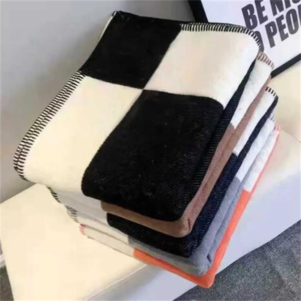 Letter Cashmere Blanket Crochet Soft Wool Shawl Portable Warm Plaid Sofa Travel Fleece Knitted Blankets towel tapestry 140x170cm Double bed blanket