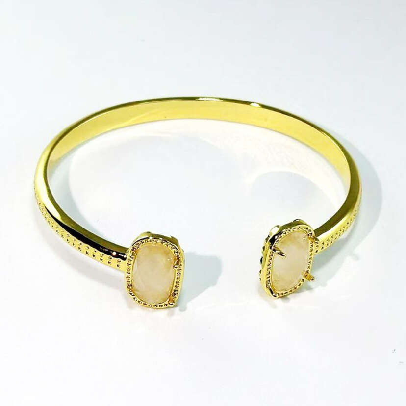 Kendricks Bracelet Scott Creative Design Oval Shaped White Crystal Tooth Stone C Shaped Open Bracelet Copper Plated Real Gold Sweet Kendricks Designer Jewelry 07B