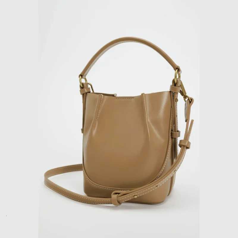 Womens Crossbody Bags Fashionable Bucket Bag Designer Shoulder Handbags Luxury Handle Removable Crossbody StrapW251117