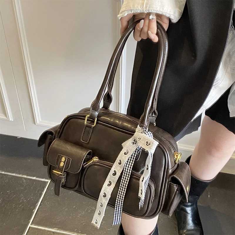 Korean Large Capacity Brown Bowling Handbag Womens Shoulder Bag Retro Multiple Pockets Pillow Bag Brand Trend Bag Shopper PurseW251115