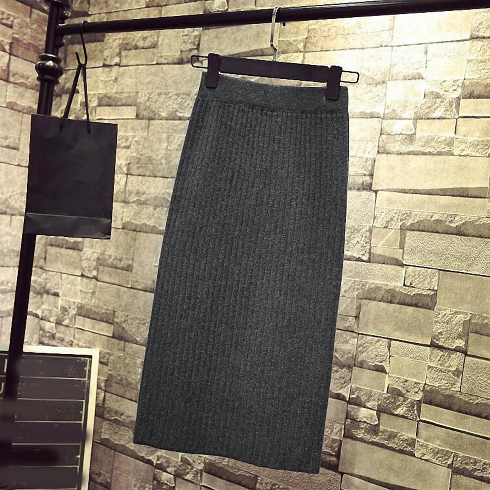 Spring and Autumn Knitted Half Length Womens Wool High Elasticity Waist Medium Solid Wrinkle Skiing 250415Z