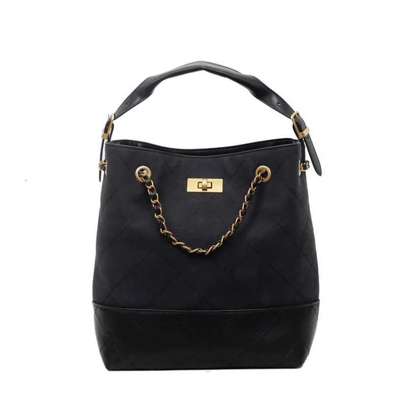 Popular Elegant Womens Crossbody Bag From Luxury Brand Famous Designer Leather Shoulder Messenger DailyW251117