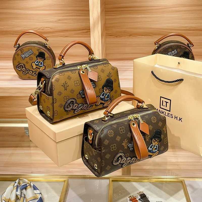 Light luxury brand womens handbag 2025 new retro single shoulder high-end designer Boston embroidery cartoon crossbody bagW251115