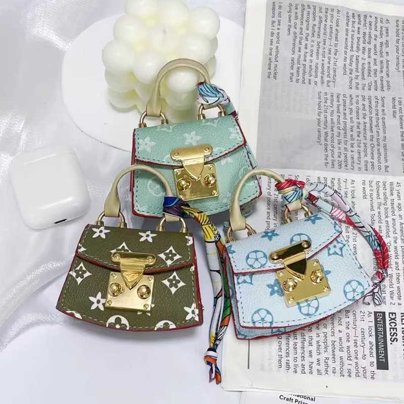 Mini Creative Fan Bag Headphone Bag For Airpods 4 3 2 Pro2 Galaxy Buds 3 3Pro Keychain Bag Fashionable Mini Bag coin PocketW251117