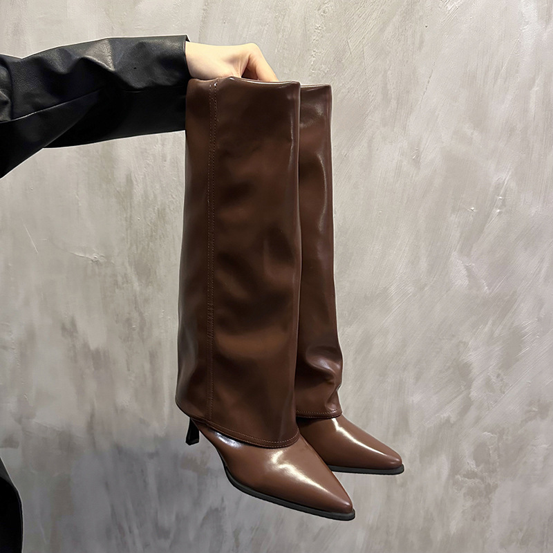 Free delivery knee-high boots Fashionable and comfortable long boots wear-resistant and anti slip commuting high boots
